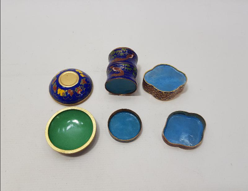 ANTİKA MİNELİ KUTU LOTU 