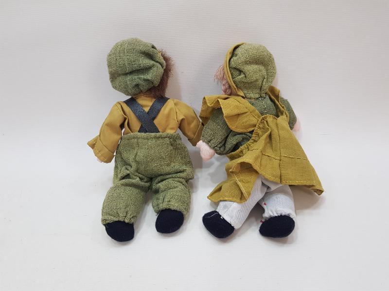 İKİ ADET ANTİKA PORSELEN BEBEK