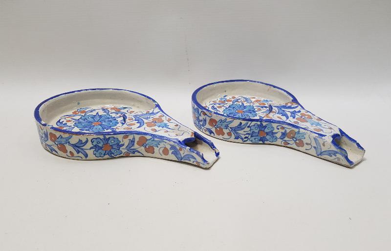 İKİ ADET KÜTAHYA KAHVE SOĞUDANLIĞI