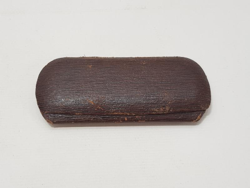 KUTUSUNDA ANTİKA ALTIN KAPLAMA GÖZLÜK