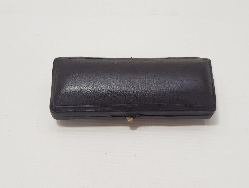 KUTUSUNDA ANTİKA DAMLA KEHRİBAR AĞIZLIK