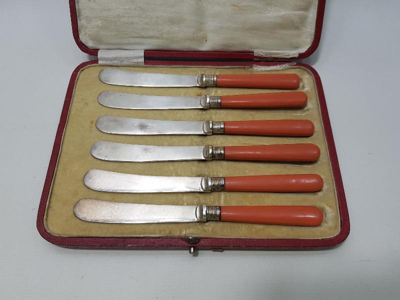 KUTUSUNDA ANTİKA GÜMÜŞ MEYVE BIÇAĞI TAKIMI