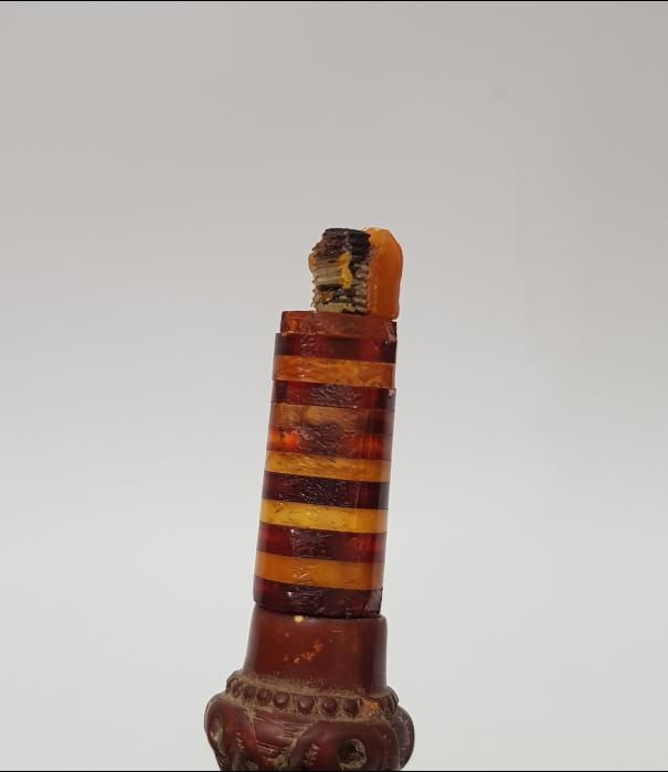 KUTUSUNDA ANTİKA KEHRİBAR AĞIZLIK