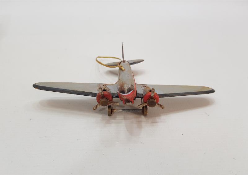 KUTUSUNDA ANTİKA OYUNCAK UÇAK