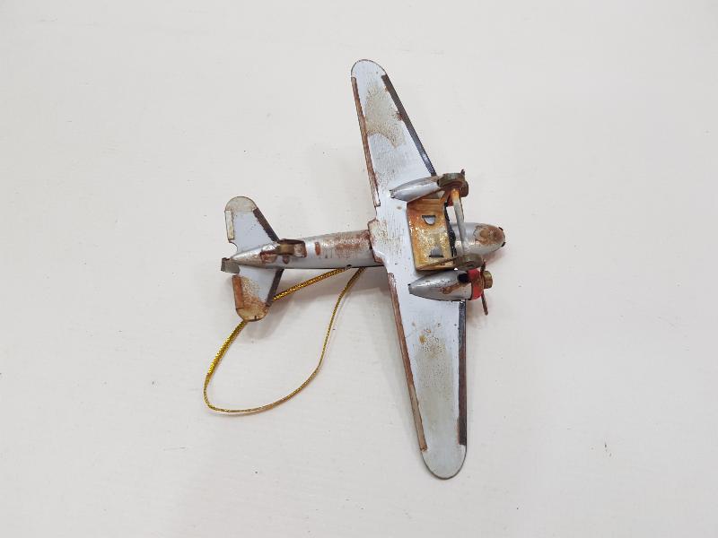 KUTUSUNDA ANTİKA OYUNCAK UÇAK