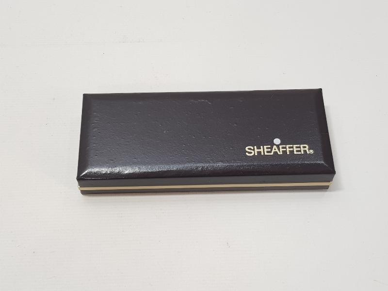 KUTUSUNDA SHEAFFER DOLMA KALEM