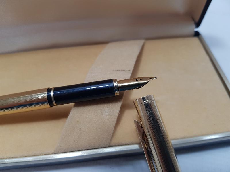 KUTUSUNDA SHEAFFER DOLMA KALEM