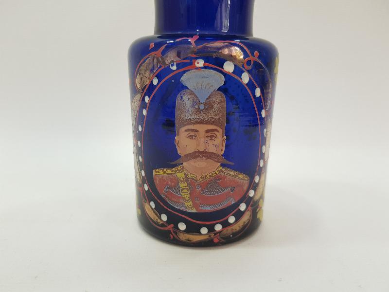 OSMANLI DÖNEMİ İRAN KAÇAR HANEDANI NASIREDDİN ŞAH RESİMLİ KOPARMA CAM ŞİŞE