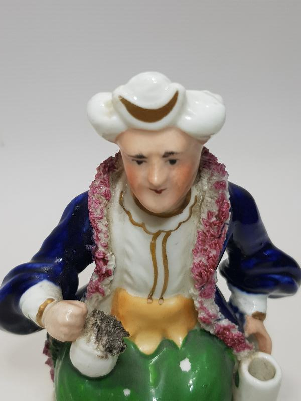 OSMANLI PAZARI ORYANTAL TİPLEMELİ PORSELEN HOKKA