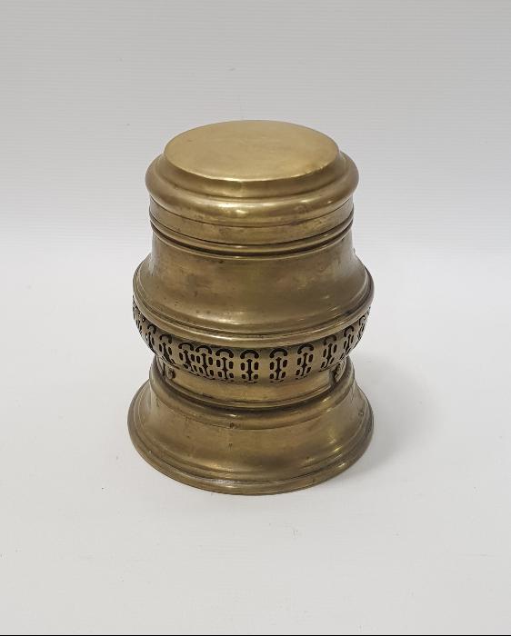 OSMANLICA YAZILI VE MEŞRUTİYET BAYRAKLI ÇOK NADİR KAMİNETO