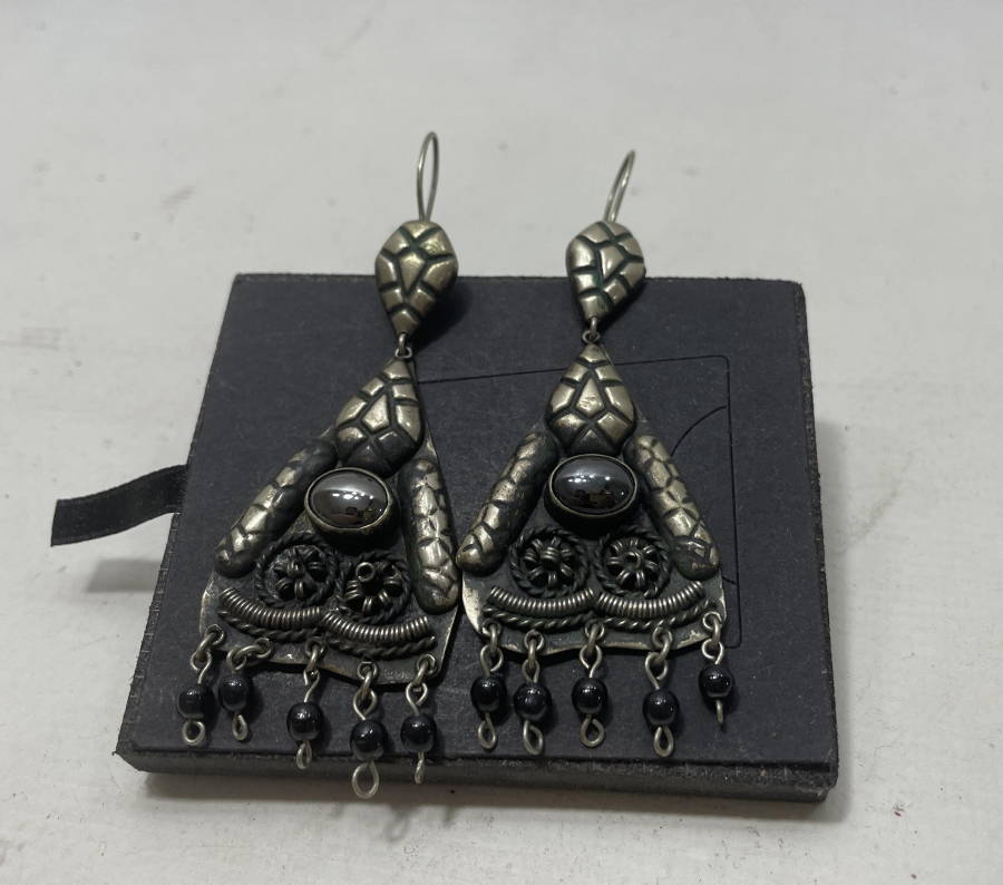 ÖZEL YAPIM ANTİKA GRANAT TAŞLI KÜPE