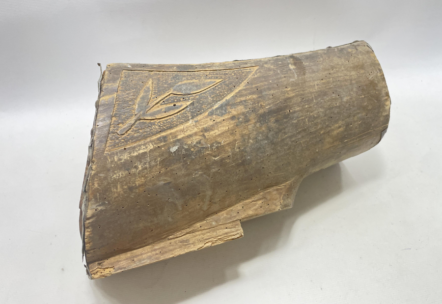 ÜZERİ İŞLEMELİ ÇOK NADİR AHŞAP KONAK OLUĞU