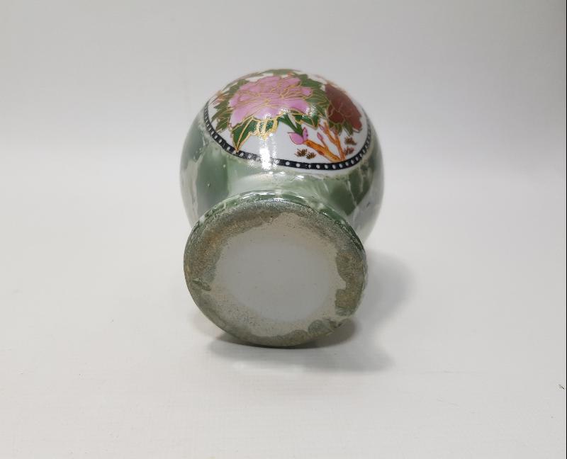 ANTİKA PORSELEN VAZO