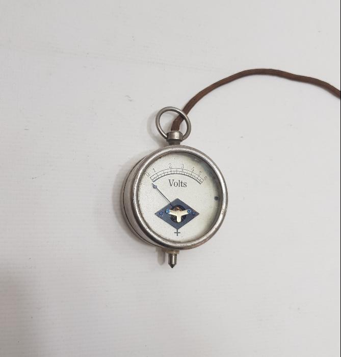 ANTİKA VOLTMETRE