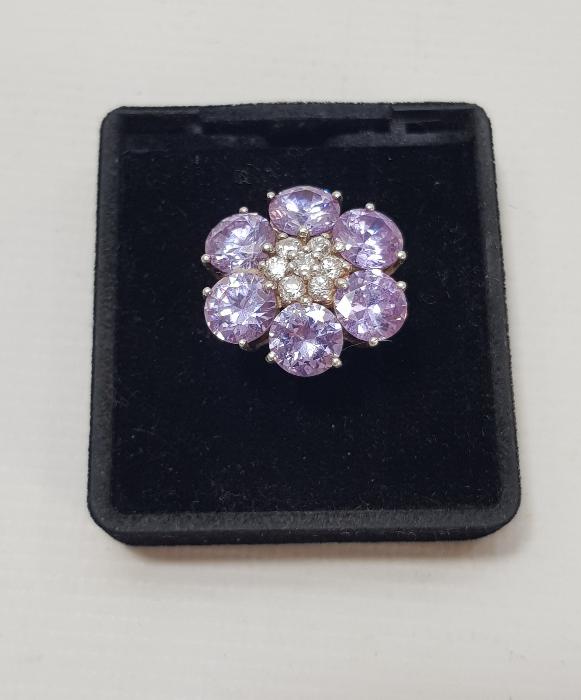 PAPATYA FORMLU AMETİST TAŞLI GÜMÜŞ YÜZÜK