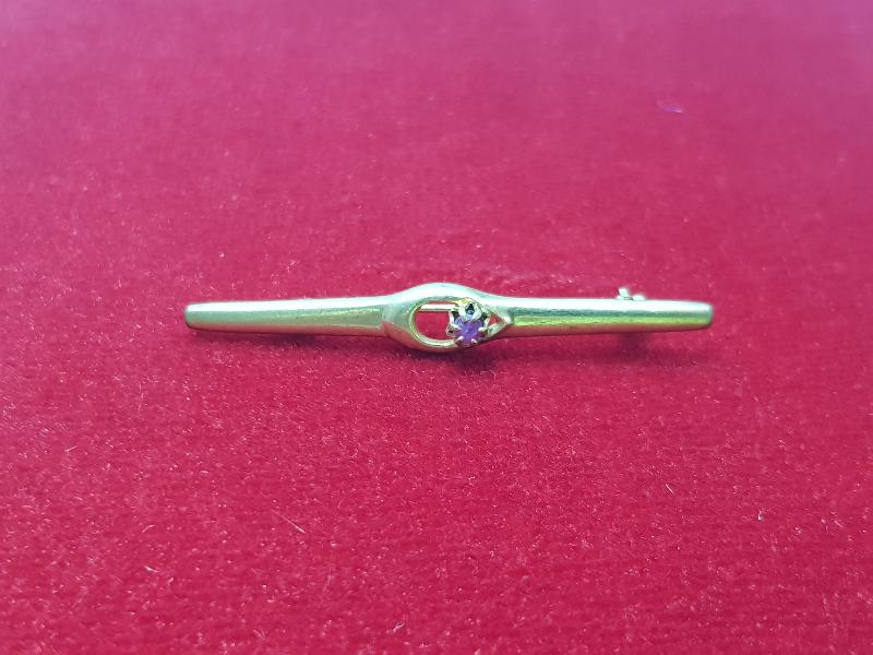 YAKUT TAŞLI ALTIN KAPLAMA ANTİKA BROŞ 