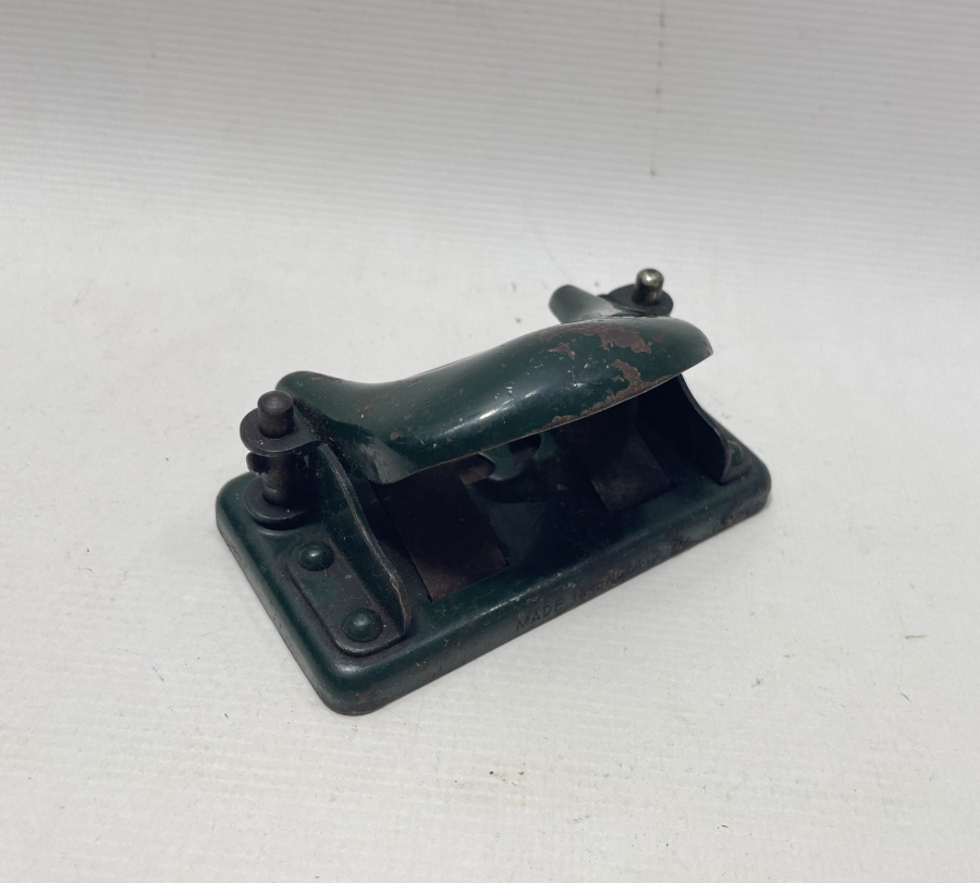 1900 BAŞLARI ANTİKA DELGEÇ