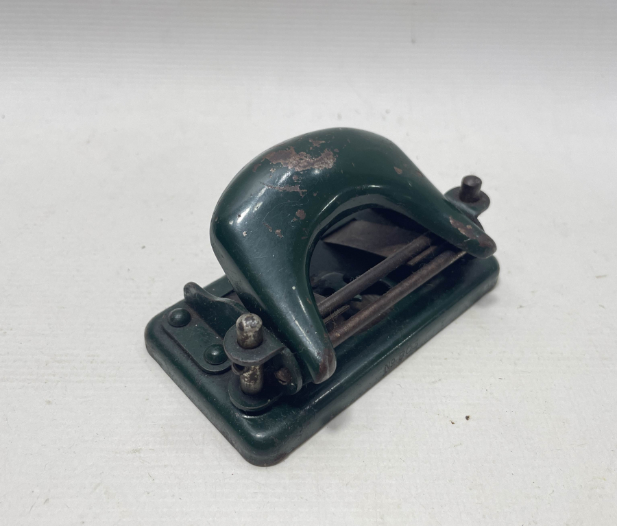 1900 BAŞLARI ANTİKA DELGEÇ