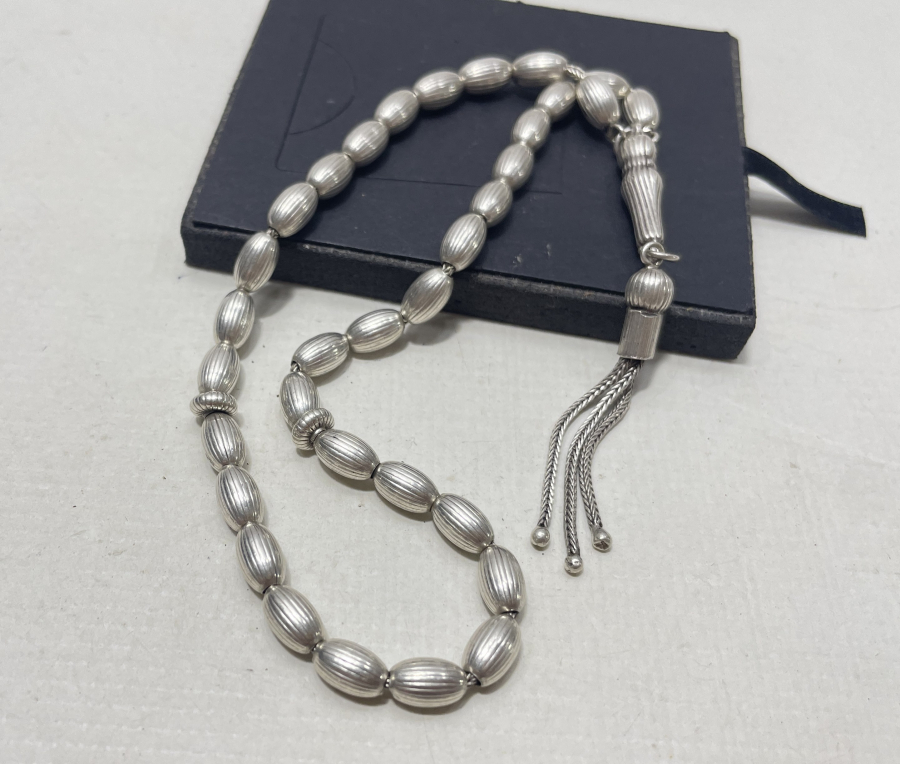 ÇİL KONDİSYONDA MISIRİ KESİM GÜMÜŞ TESPİH