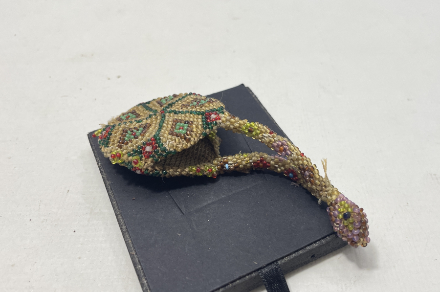 OSMANLI DÖNEMİ BONCUK İŞİ YILANLI CEP SAATİ KABI