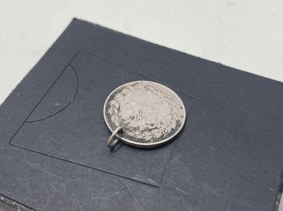 OSMANLI DÖNEMİ GÜMÜŞ ATİK GİRİT MADALYASI