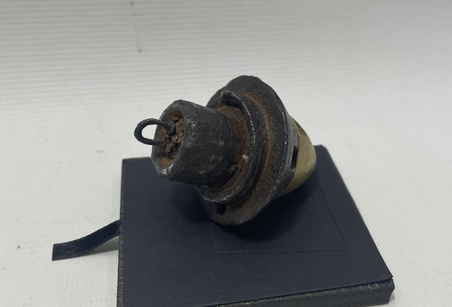 OSMANLI DÖNEMİ TOP MERMİSİ BAŞLIĞINDAN YAPILMIŞ ÇOK NADİR DUVARCI ŞAKÜLÜ