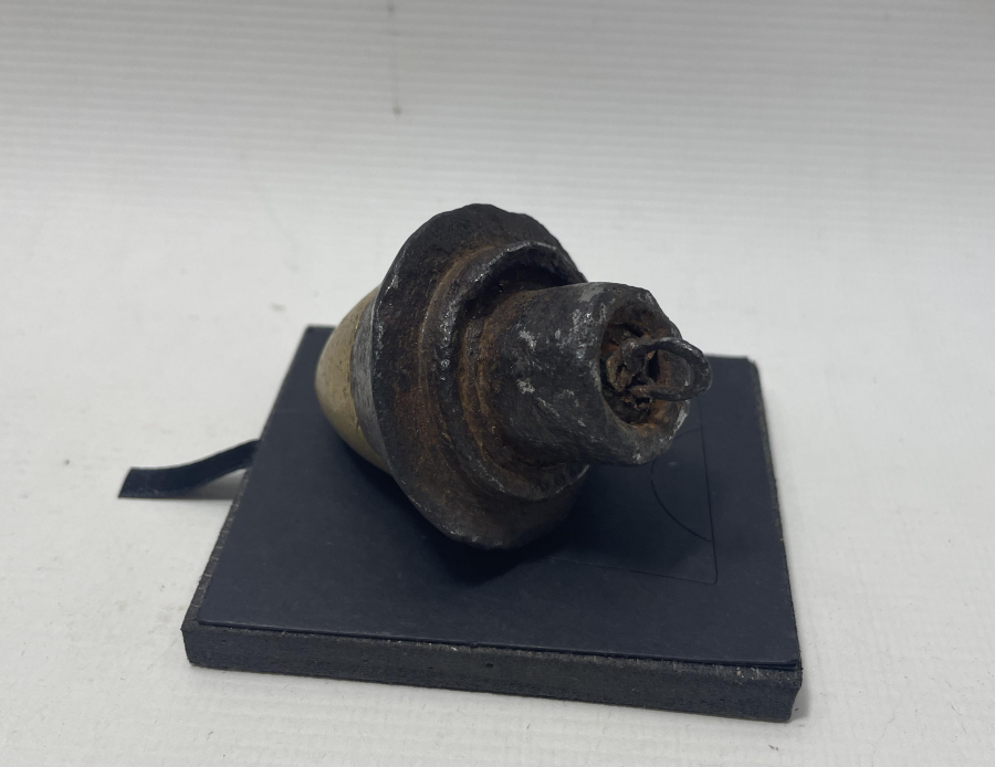 OSMANLI DÖNEMİ TOP MERMİSİ BAŞLIĞINDAN YAPILMIŞ ÇOK NADİR DUVARCI ŞAKÜLÜ