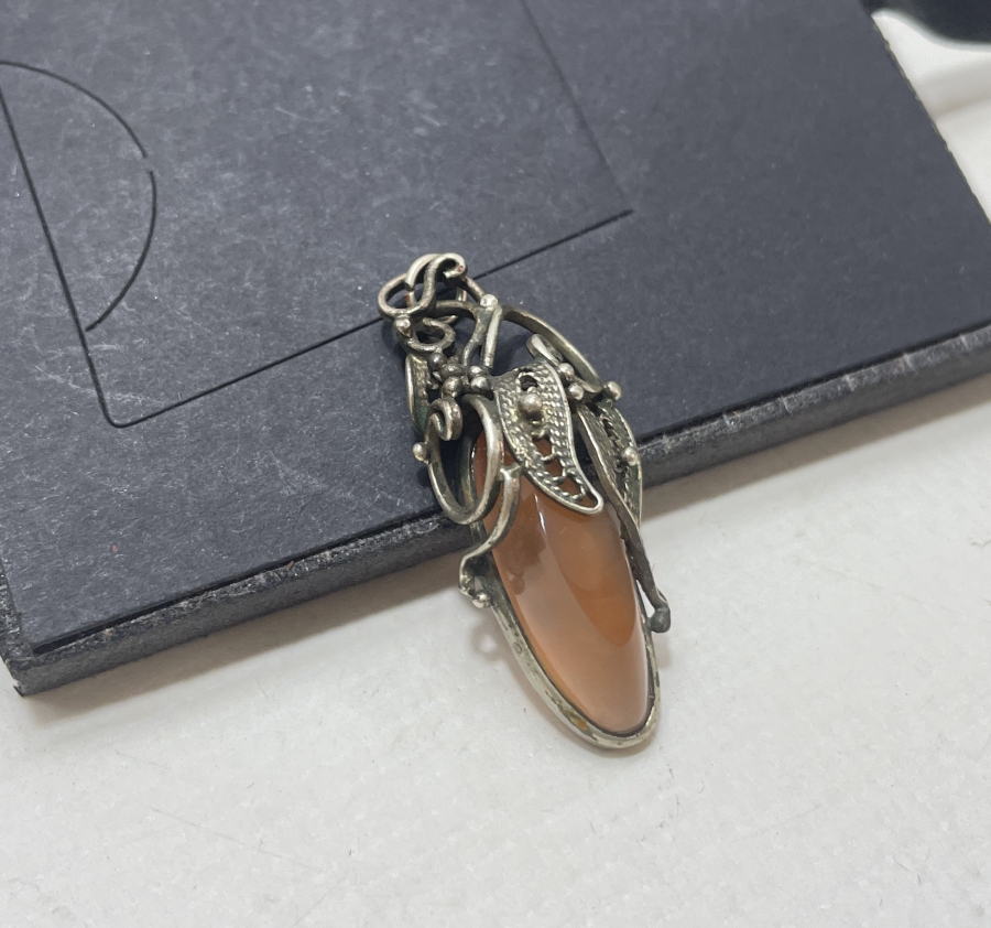 SİTRİN TAŞLI VE TELKARİ İŞÇİLİKLİ KOLYE UCU