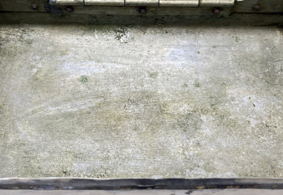 1. DÜNYA SAVAŞI DÖNEMİ İÇİ OSMANLICA YAZILI ASKERİ TÜTÜN TABAKASI