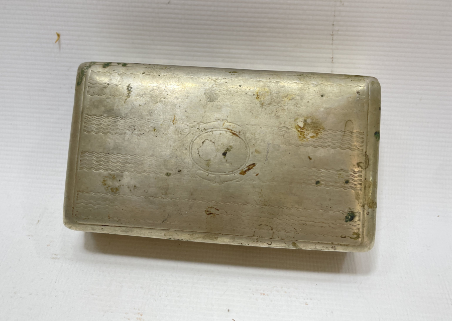 1. DÜNYA SAVAŞI DÖNEMİ İÇİ OSMANLICA YAZILI ASKERİ TÜTÜN TABAKASI