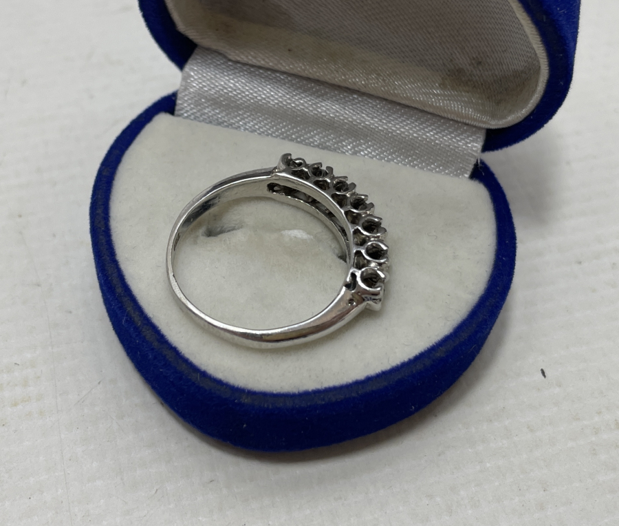 ANTİKA 7 TAŞ PIRLANTA YÜZÜK