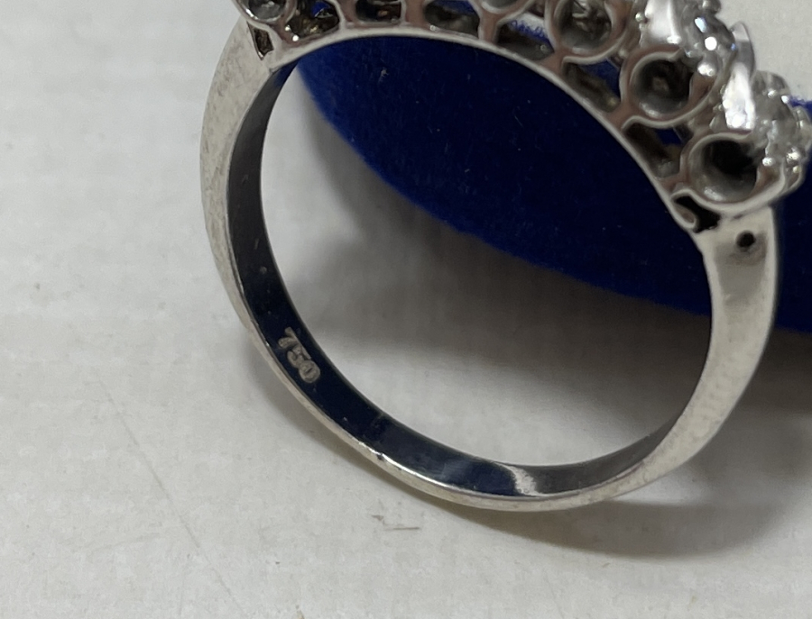 ANTİKA 7 TAŞ PIRLANTA YÜZÜK