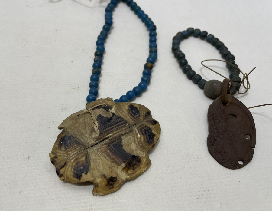 ANTİKA ŞAMAN İŞİ 2 ADET KOLYE