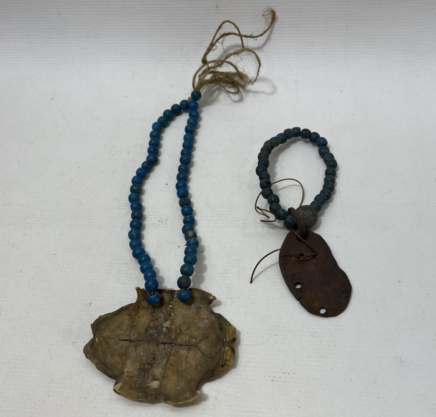 ANTİKA ŞAMAN İŞİ 2 ADET KOLYE