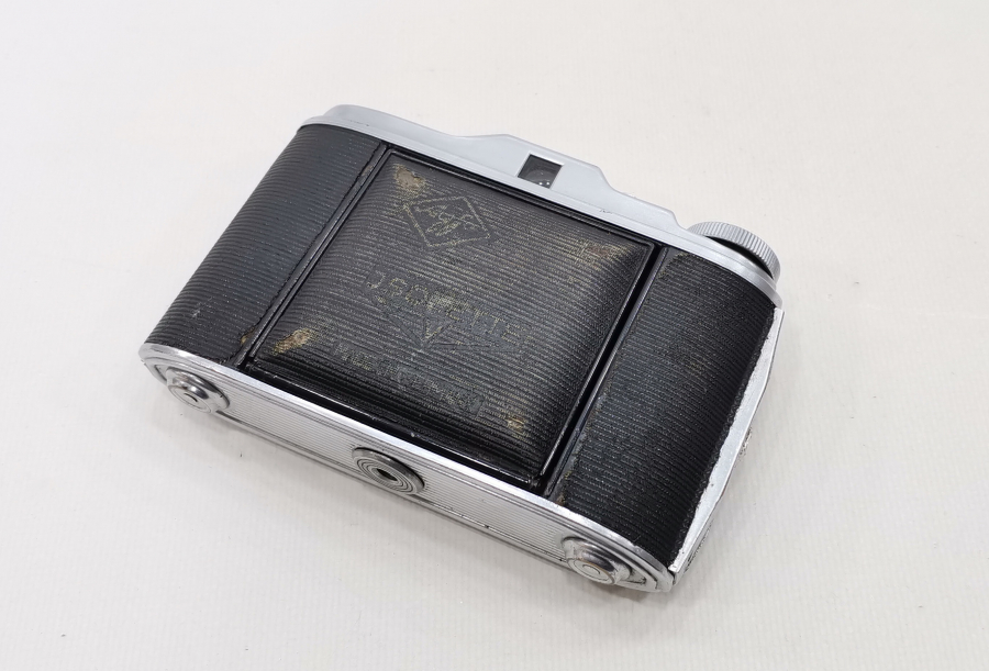 ANTİKA KÖRÜKLÜ FOTOĞRAF MAKİNESİ