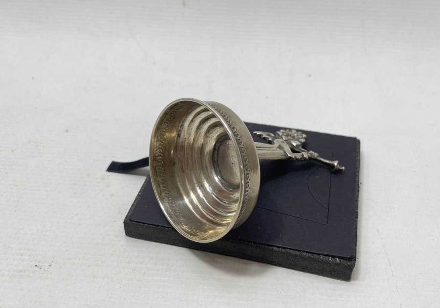 GÜMÜŞ ANTİKA MASA ÜSTÜ OBJESİ