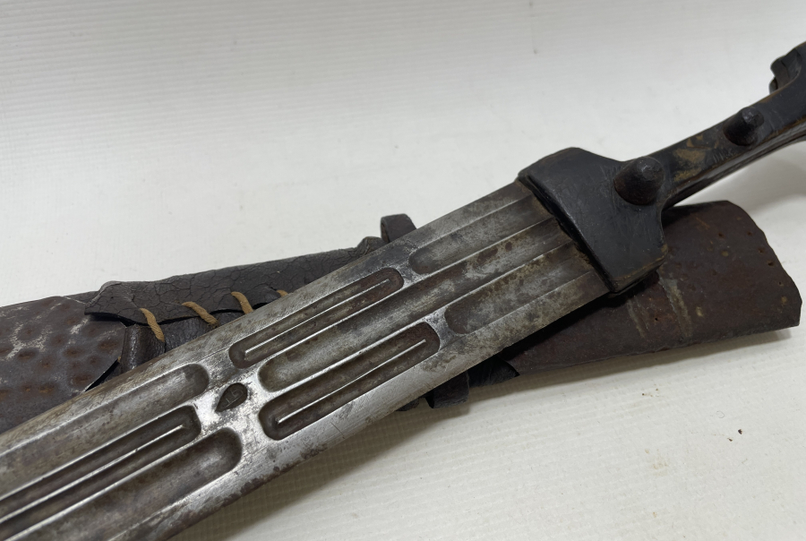 ORJİNAL KININDA USTA DAMGALI NADİR FORMDA ÇERKES KAMASI