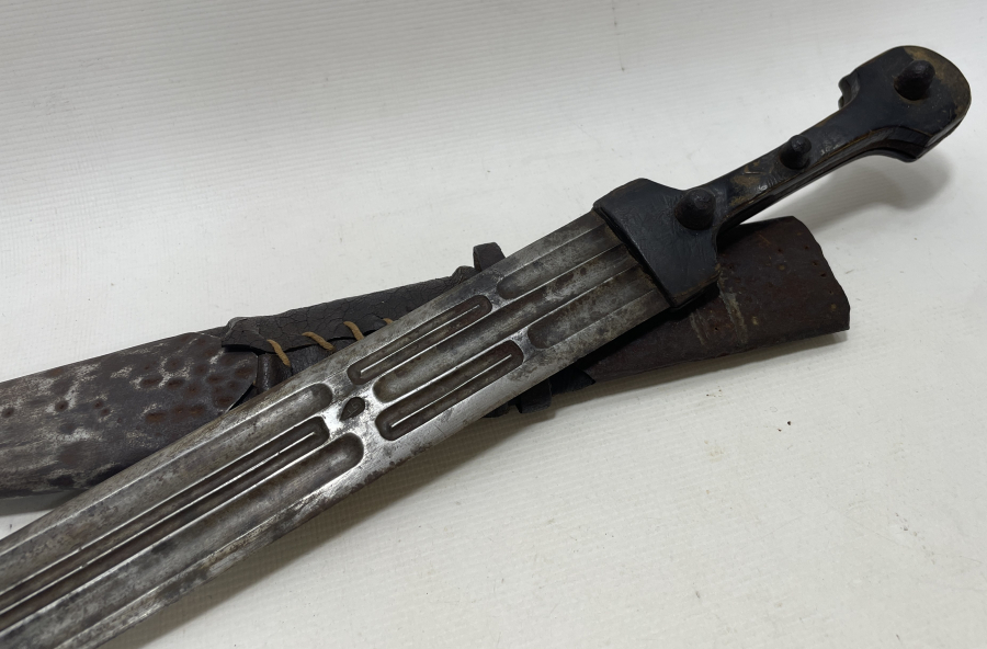 ORJİNAL KININDA USTA DAMGALI NADİR FORMDA ÇERKES KAMASI