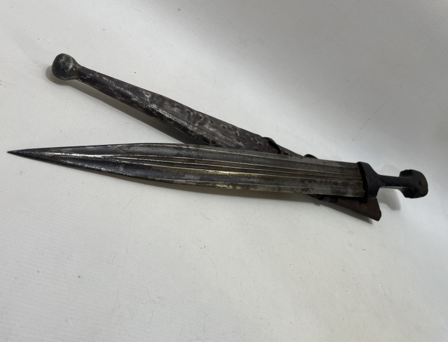 ORJİNAL KININDA USTA DAMGALI NADİR FORMDA ÇERKES KAMASI