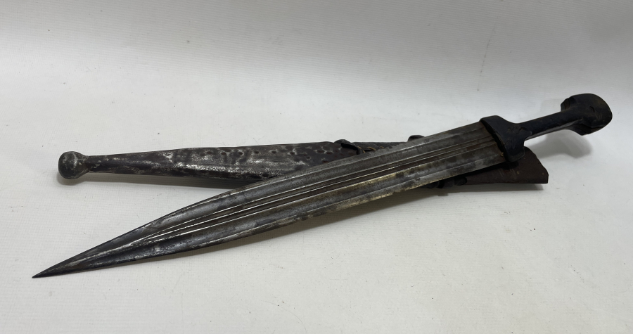 ORJİNAL KININDA USTA DAMGALI NADİR FORMDA ÇERKES KAMASI