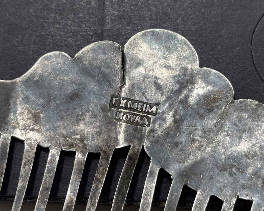 OSMANLI DÖNEMİ ARKASI KULA DAMGALI VE OSMANLICA YAZILI ÇOK NADİR TARAK FORMUNDA GELİN TACI - İLK KEZ GÖRÜLÜYOR