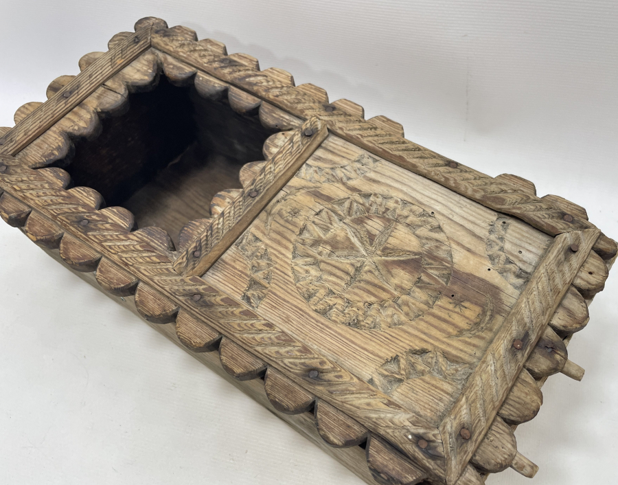 OSMANLI DÖNEMİ NADİR FORMDA İŞLEMELİ AHŞAP KUŞ YUVASI