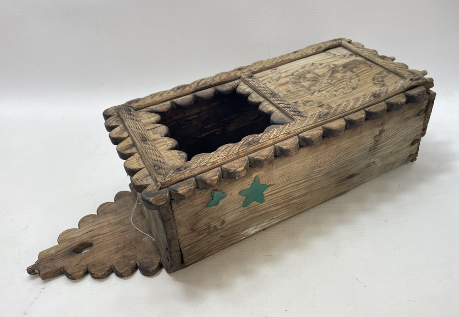 OSMANLI DÖNEMİ NADİR FORMDA İŞLEMELİ AHŞAP KUŞ YUVASI