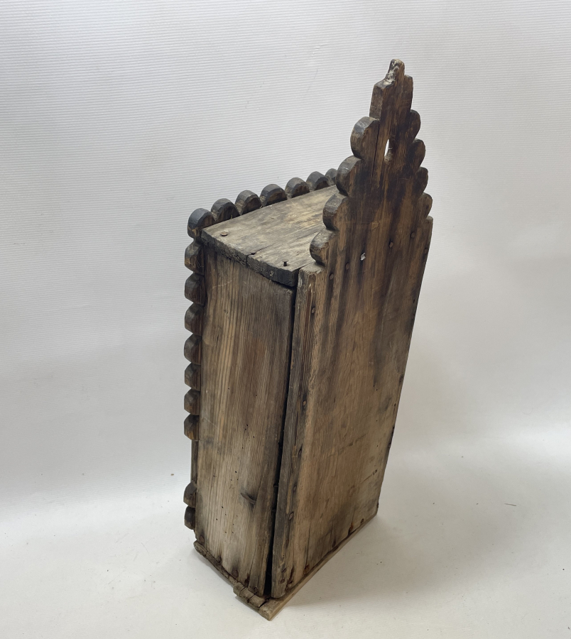 OSMANLI DÖNEMİ NADİR FORMDA İŞLEMELİ AHŞAP KUŞ YUVASI