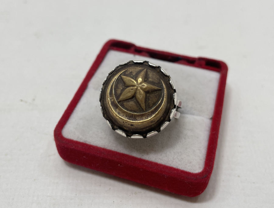 OSMANLI DÖNEMİ SUBAY DÜĞMESİNDEN YAPILMIŞ ÖZEL YAPIM YÜZÜK