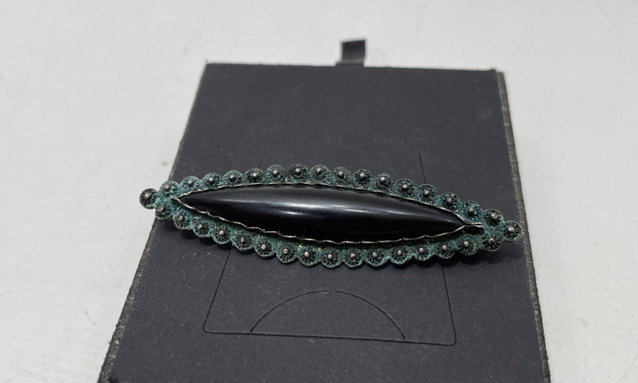 ÖZEL YAPIM OLTU TAŞLI GÜMÜŞ BROŞ