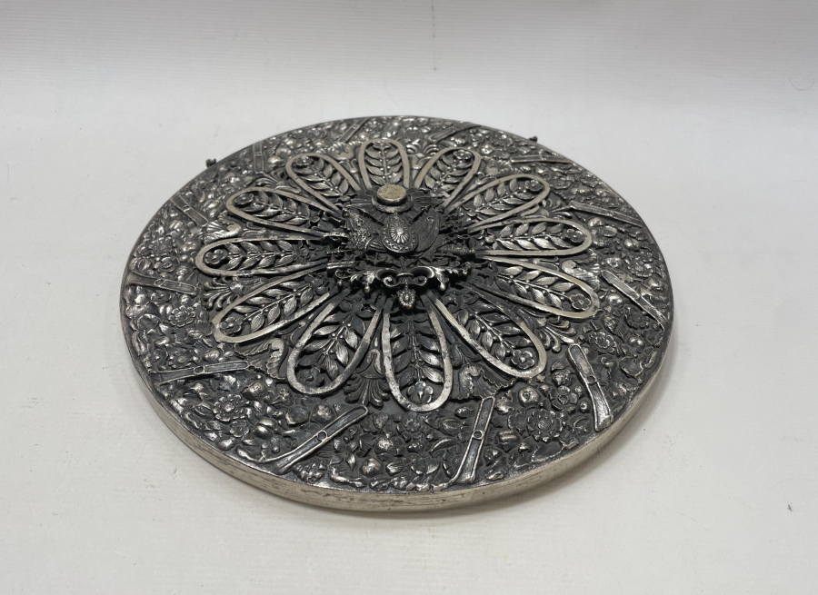 ÜZERİNDE OSMANLI DEVLET ARMASI BULUNAN BÜYÜK BOY DUVAR AYNASI