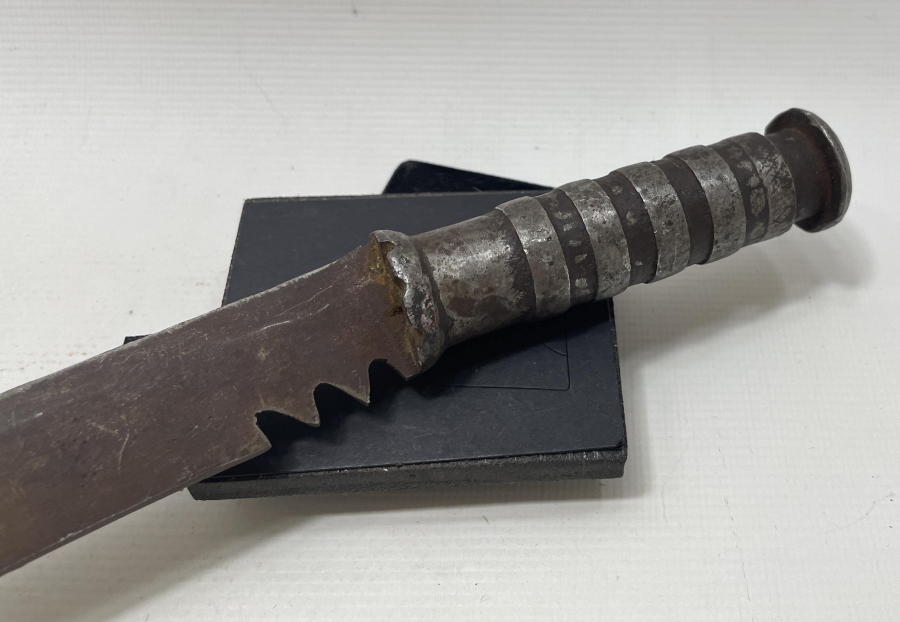 NADİR FORMDA ANTİKA KOMANDO BIÇAĞI