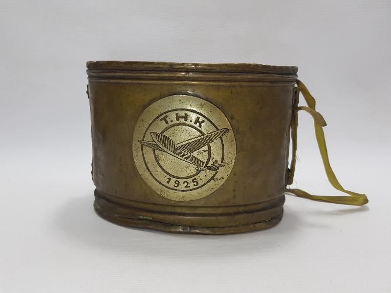 1925 TÜRK HAVA KURUMU METAL KUMBARA