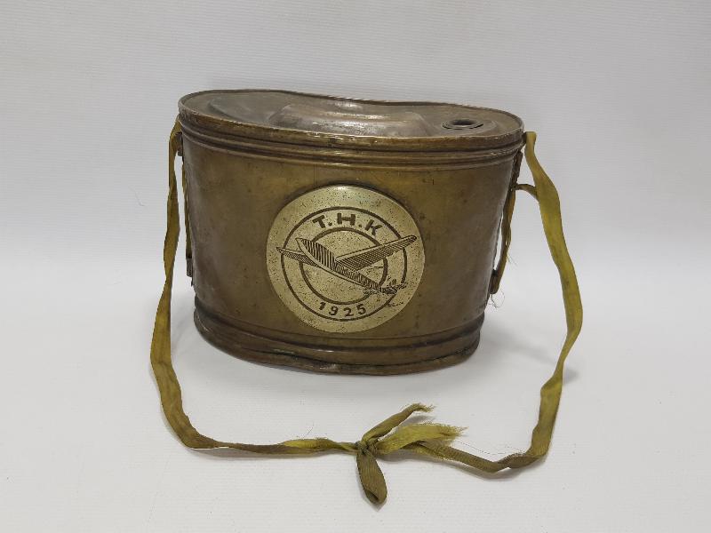 1925 TÜRK HAVA KURUMU METAL KUMBARA
